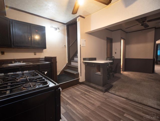 1619 Burgoyne Street, Cincinnati, OH 45223