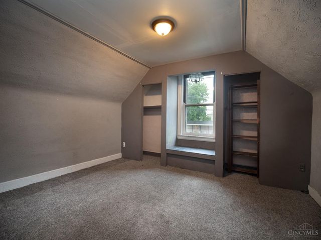 1619 Burgoyne Street, Cincinnati, OH 45223