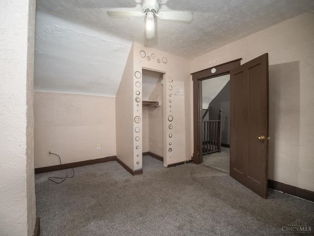 1619 Burgoyne Street, Cincinnati, OH 45223