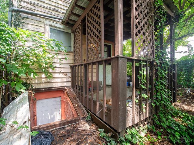 1619 Burgoyne Street, Cincinnati, OH 45223