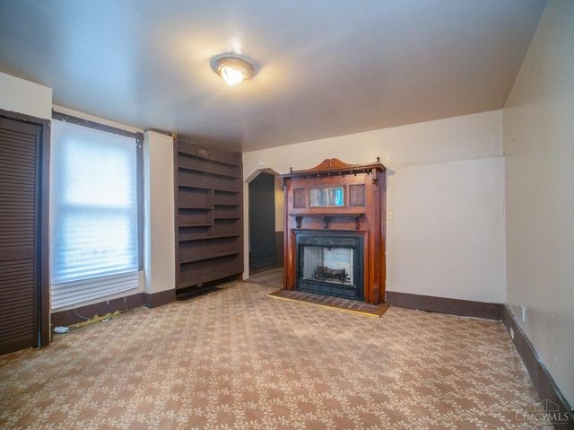 1619 Burgoyne Street, Cincinnati, OH 45223