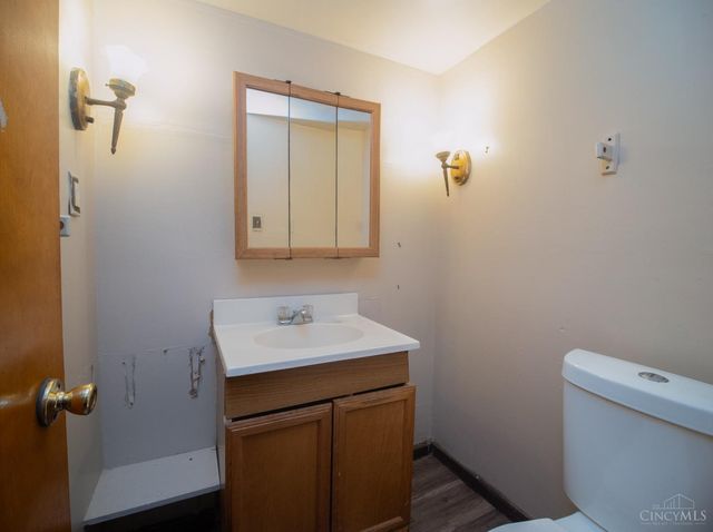 1619 Burgoyne Street, Cincinnati, OH 45223
