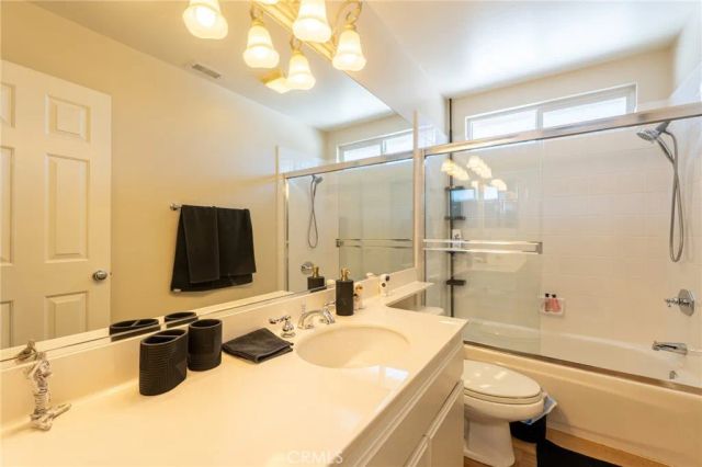 1485 Sappanwood, Thousand Oaks, CA 91320