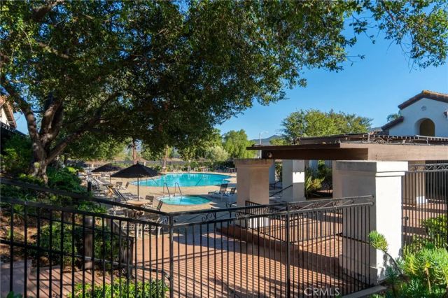 1485 Sappanwood, Thousand Oaks, CA 91320