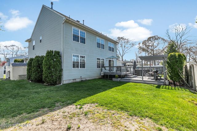 210 Maine Street, Toms River, NJ 08753