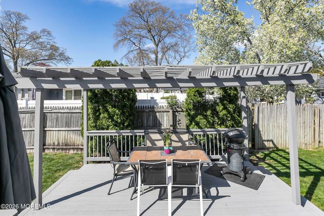 210 Maine Street, Toms River, NJ 08753