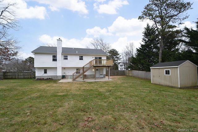 30 Apex Drive, Coram, NY 11727