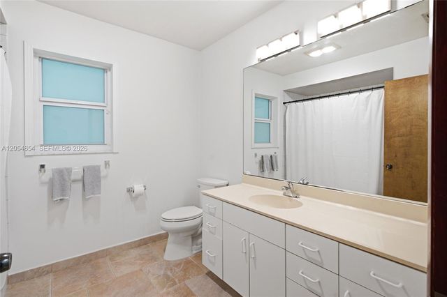 24280 SW 182nd Ave, Homestead, FL 33031