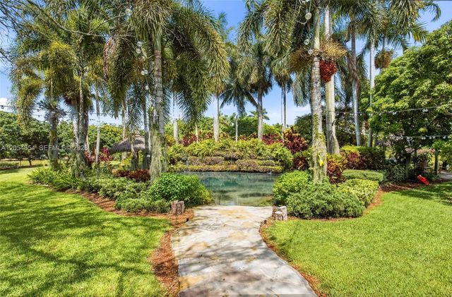 24280 SW 182nd Ave, Homestead, FL 33031