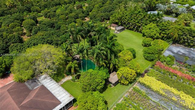 24280 SW 182nd Ave, Homestead, FL 33031