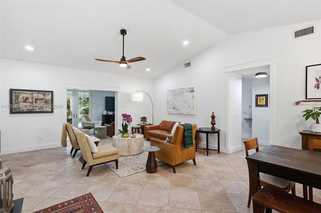 24280 SW 182nd Ave, Homestead, FL 33031
