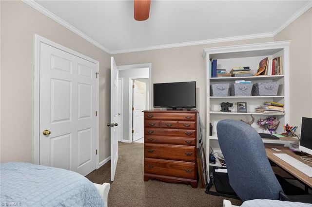 1978 Waccamaw Path, Winston-salem, NC 27127