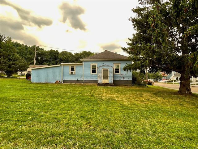 66 Sherry Avenue, Bristol, RI 02809