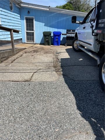66 Sherry Avenue, Bristol, RI 02809