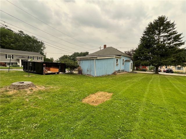 66 Sherry Avenue, Bristol, RI 02809