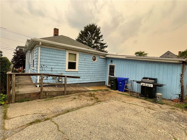 66 Sherry Avenue, Bristol, RI 02809