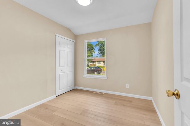 27 S CLUB RD, Pine Hill, NJ 08021