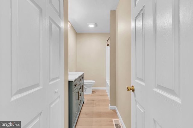 27 S CLUB RD, Pine Hill, NJ 08021
