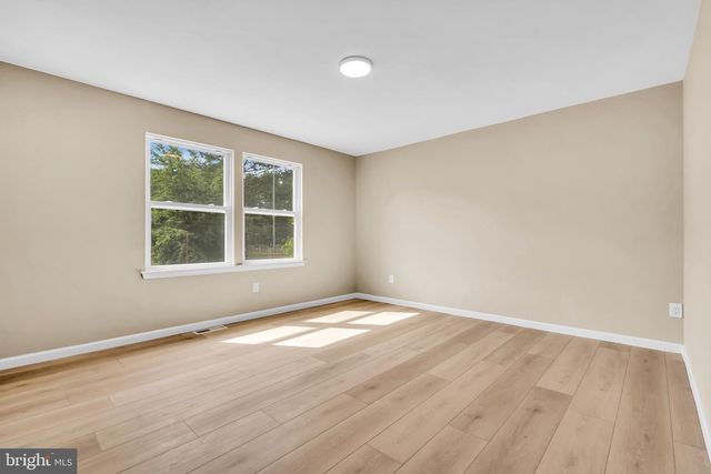 27 S CLUB RD, Pine Hill, NJ 08021