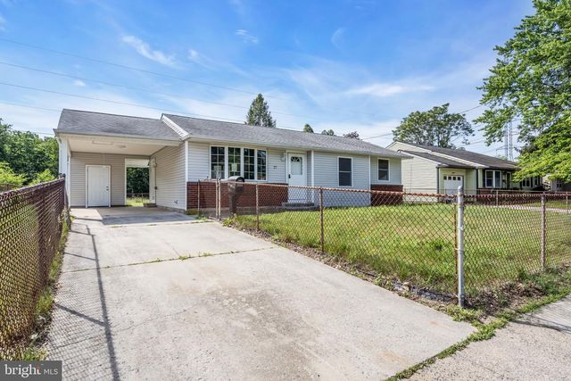 27 S CLUB RD, Pine Hill, NJ 08021