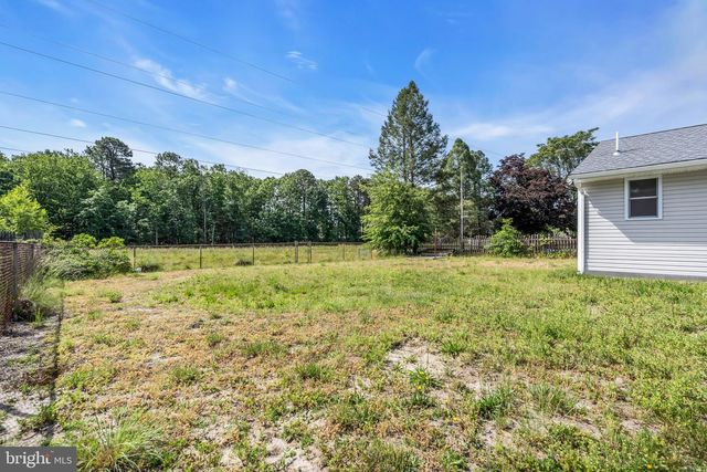27 S CLUB RD, Pine Hill, NJ 08021