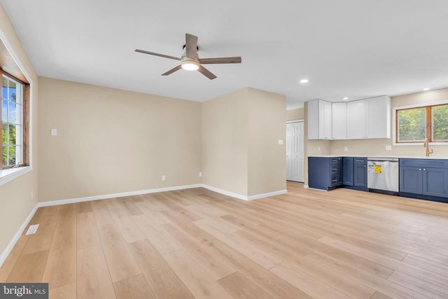 27 S CLUB RD, Pine Hill, NJ 08021
