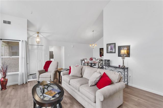 1903 Hunt Club Drive, Hempfield Twp, PA 15601