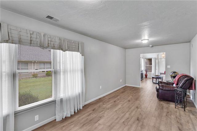 1903 Hunt Club Drive, Hempfield Twp, PA 15601
