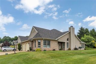 1903 Hunt Club Drive, Hempfield Twp, PA 15601