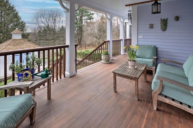 160 S Finley Ave, Bernards Twp., NJ 07920