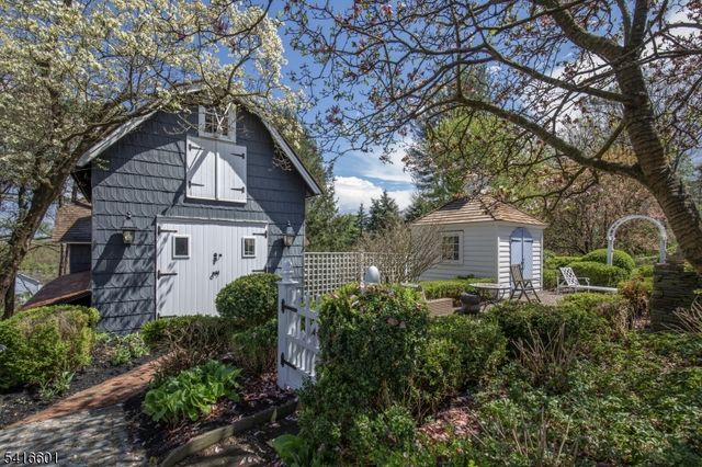 160 S Finley Ave, Bernards Twp., NJ 07920