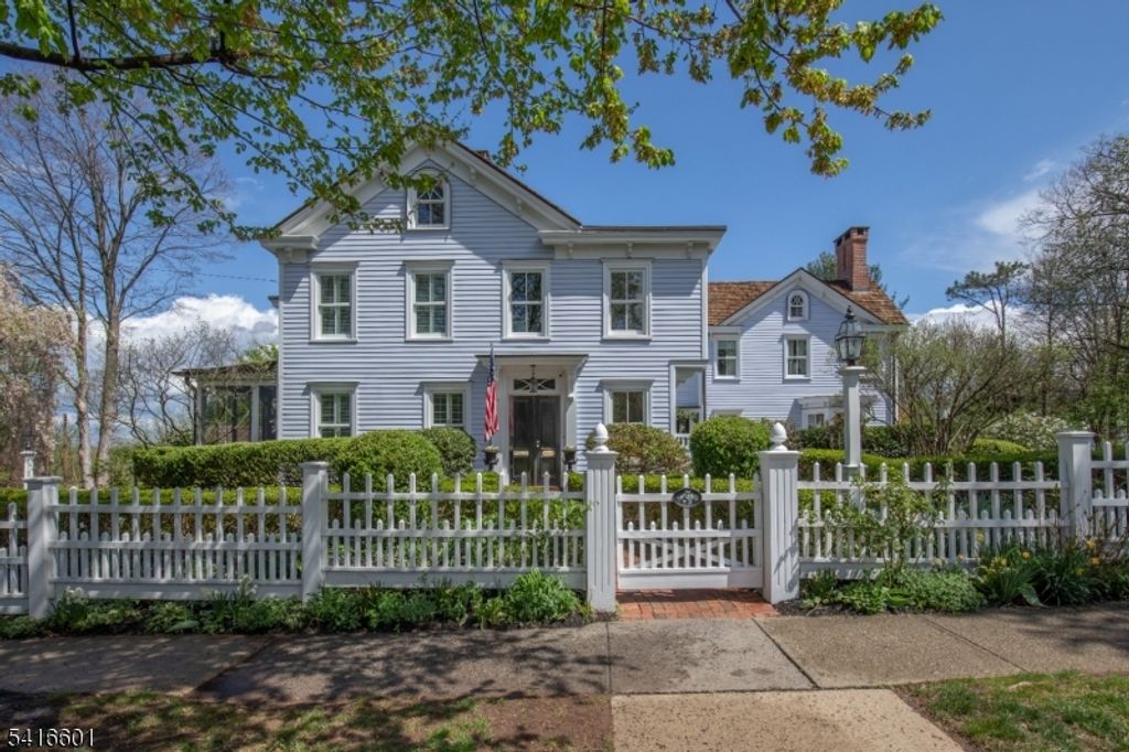 160 S Finley Ave, Bernards Twp., NJ 07920