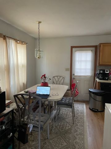 285 Dayton Road, Bridgeport, CT 06606