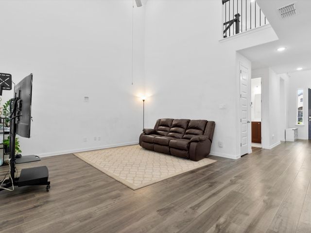 803 Brenda Drive, Mansfield, TX 76063