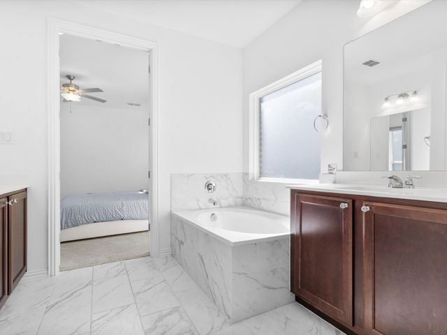 803 Brenda Drive, Mansfield, TX 76063