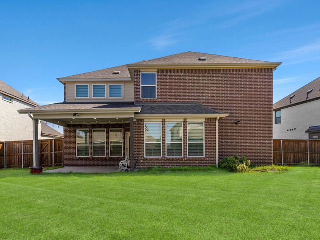 803 Brenda Drive, Mansfield, TX 76063