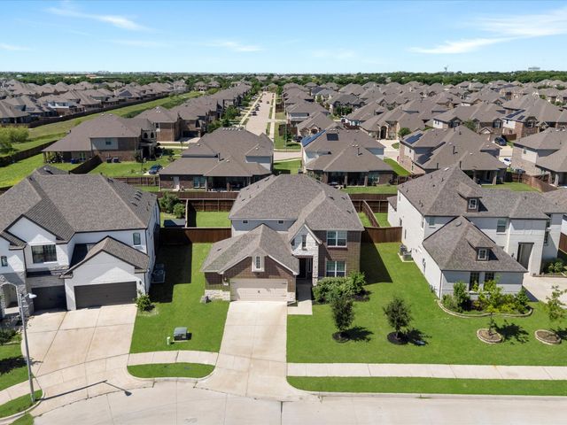 803 Brenda Drive, Mansfield, TX 76063