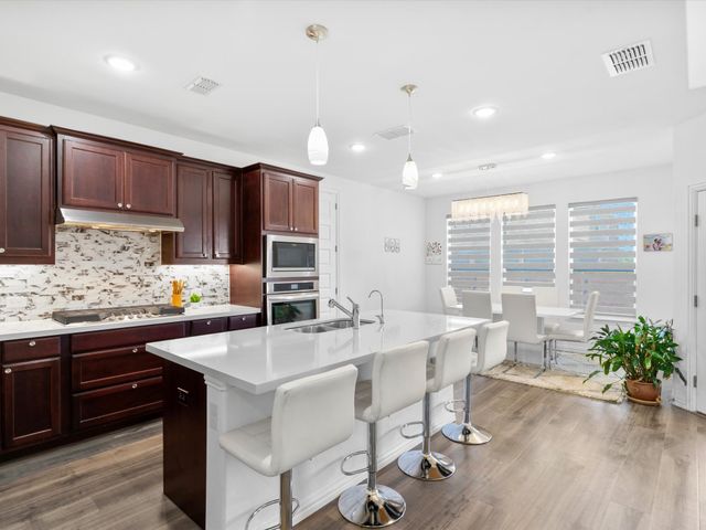 803 Brenda Drive, Mansfield, TX 76063