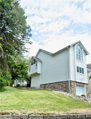 134 St Thomas Dr, Patterson Twp, PA 15010