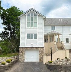 134 St Thomas Dr, Patterson Twp, PA 15010