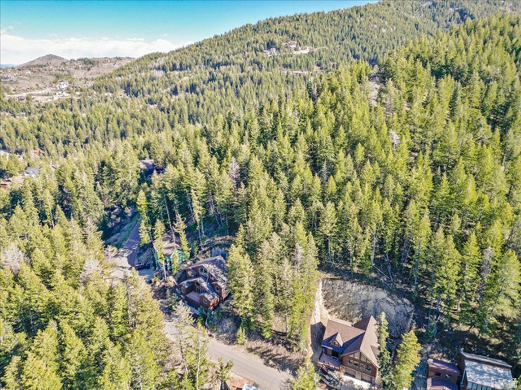 Image 5 of property listing at 465 UPPER EVERGREEN DR # 94, Park City, UT 84098