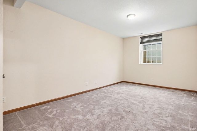 4028 N Aspen Drive, Warsaw, IN 46582