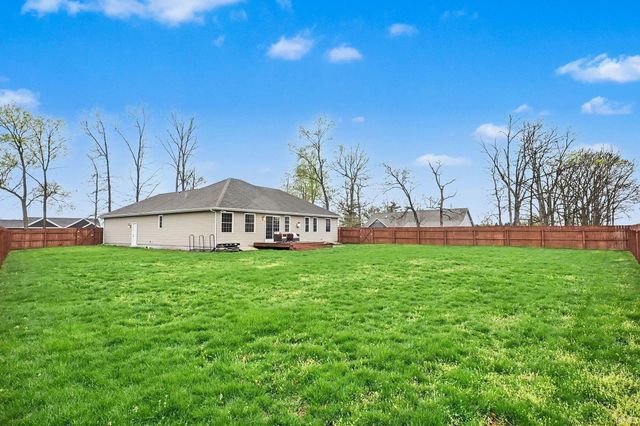 4028 N Aspen Drive, Warsaw, IN 46582