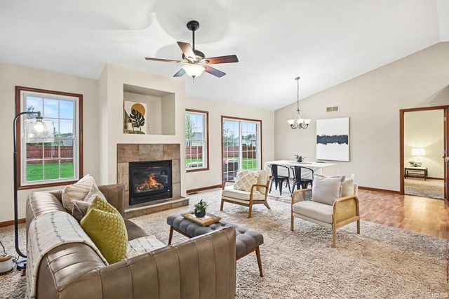 4028 N Aspen Drive, Warsaw, IN 46582