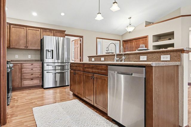 4028 N Aspen Drive, Warsaw, IN 46582