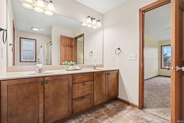 4028 N Aspen Drive, Warsaw, IN 46582
