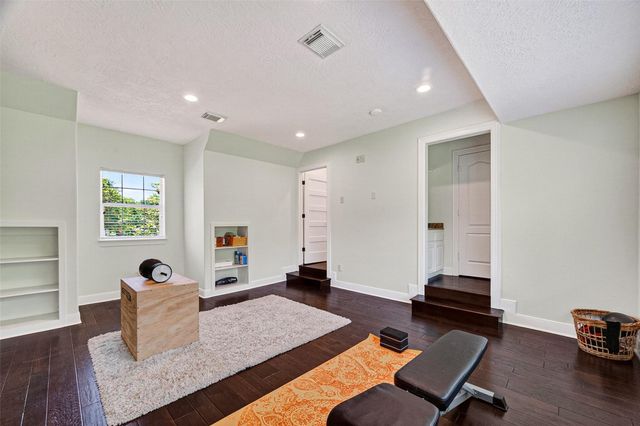 3939 Ramble Creek Drive, Missouri City, TX 77459