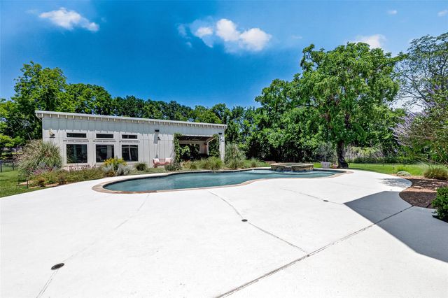 3939 Ramble Creek Drive, Missouri City, TX 77459