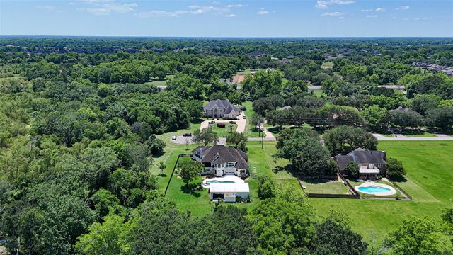 3939 Ramble Creek Drive, Missouri City, TX 77459