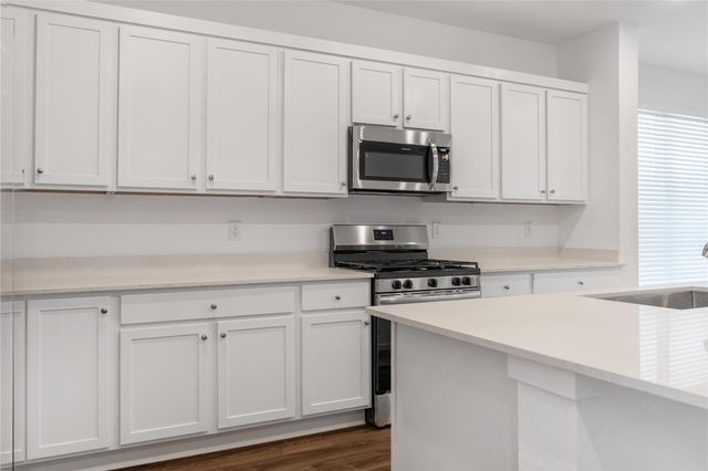 5307 Sleepy Fox Lane, Richmond, TX 77469